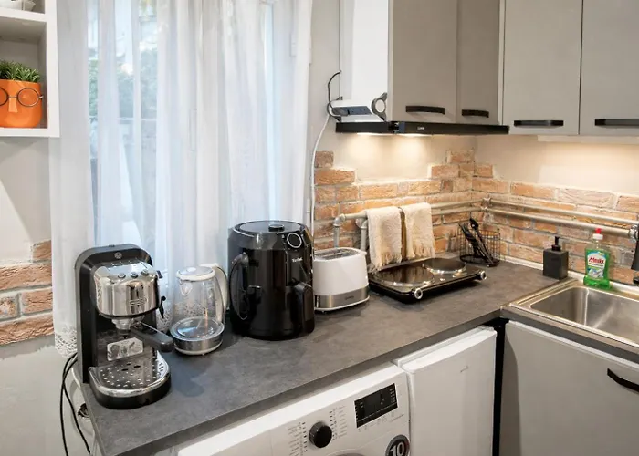 Batenberg Apartment Warna