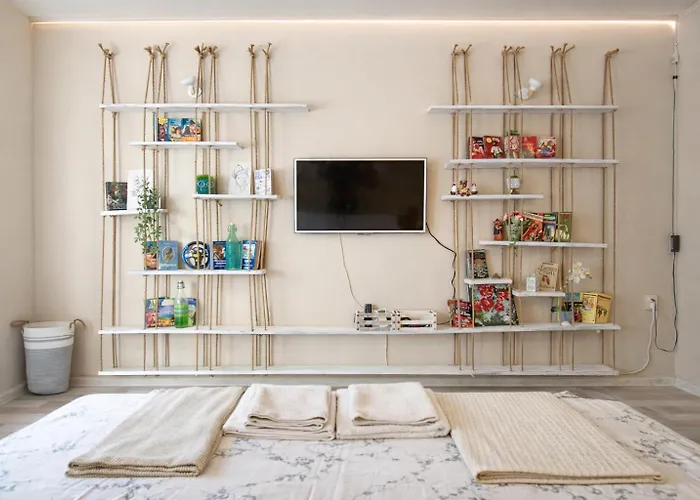 Batenberg Apartment Warna